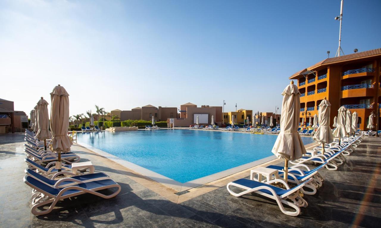 Cancun Sokhna & Üdülőközpont 4*